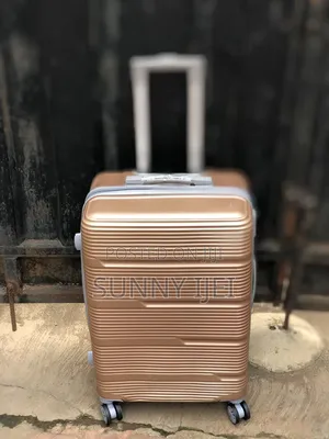 Wanda Luxury Box - 23inches