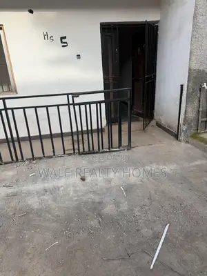 1bdrm Block of Flats in Kado Estate for rent