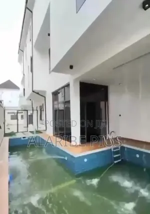 5bdrm Mansion in Not Estate, Apo District for sale