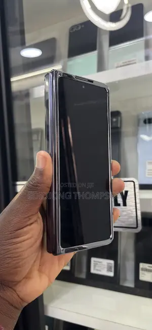 Samsung Galaxy Fold 5 Pouch