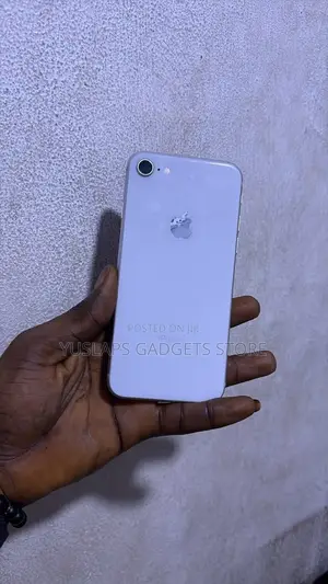 Apple iPhone 8 64 GB White