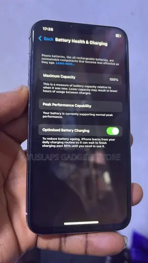 Apple iPhone X 64 GB White