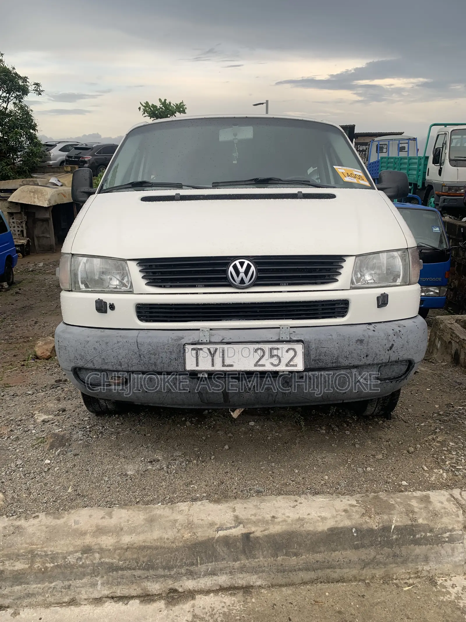 Volkswagen Transporter 2005 White