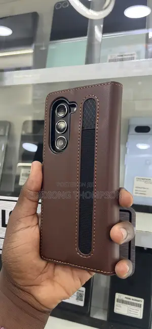 Samsung Galaxy Pouch