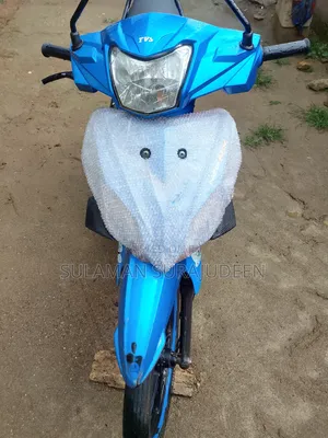 TVS Apache 160 4V 2025 Blue