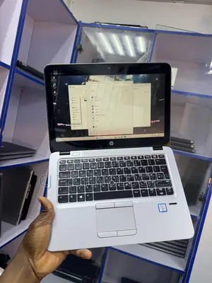 Laptop HP EliteBook 820 G4 8GB Intel Core i5 SSD 256GB