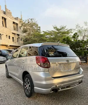 Toyota Matrix XR Hatchback AWD (1.8L 4cyl 4A) 2004 Silver