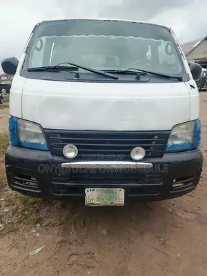 Nissan Caravan (Urvan) 2001 White
