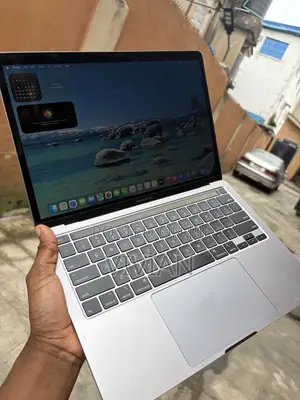 Laptop Apple MacBook Pro 2020 16GB Intel Core i5 SSD 1T