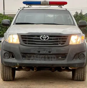 Toyota Hilux 2.0 VVT-i 2012 White