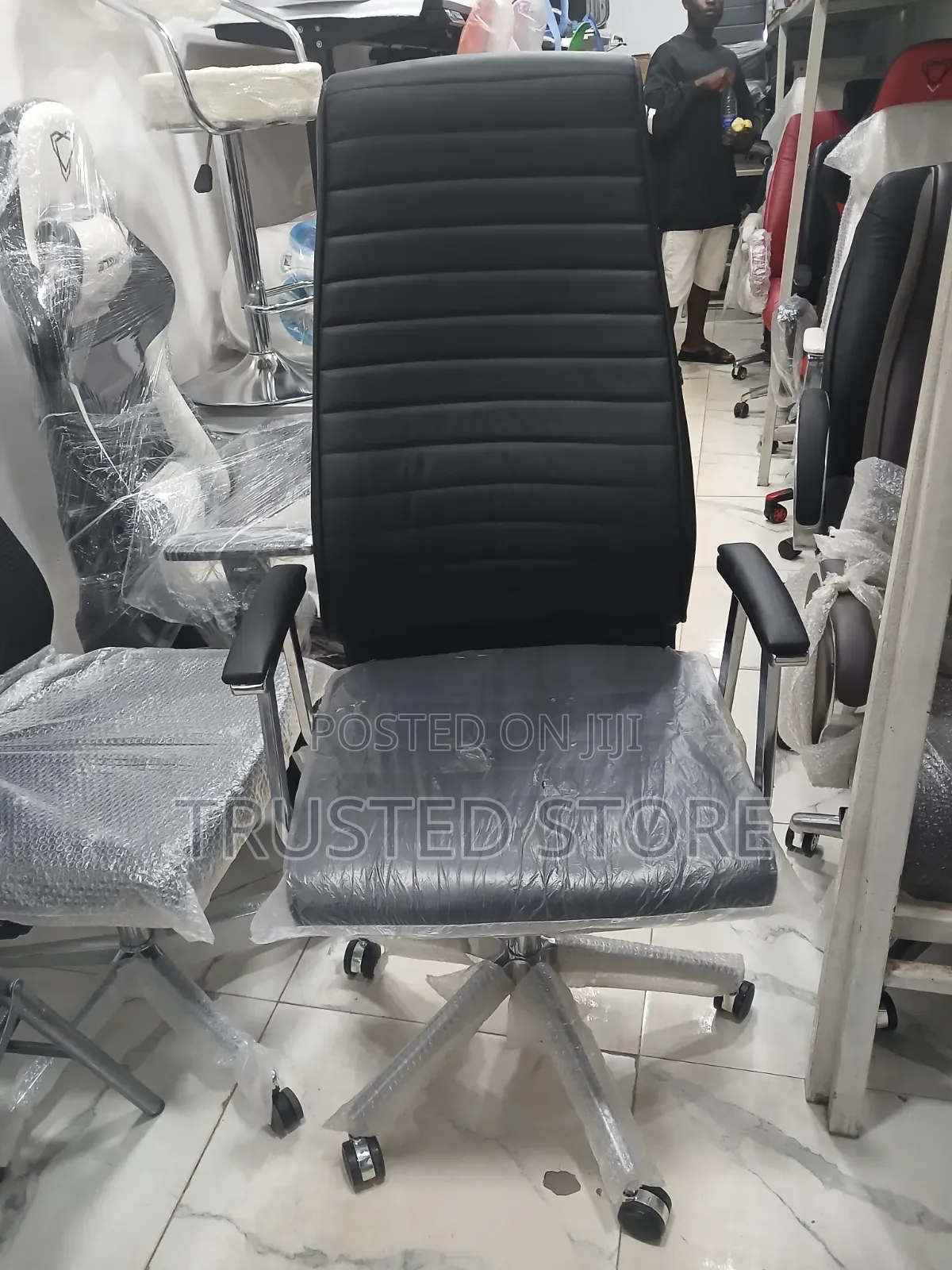 Executive Swivel Office Chair
