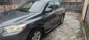Toyota Highlander 2010 Gray