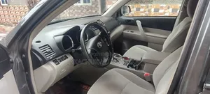 Toyota Highlander 2010 Gray