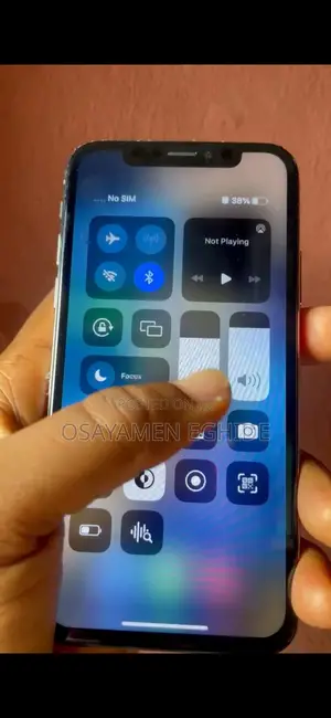 Apple iPhone X 64 GB White