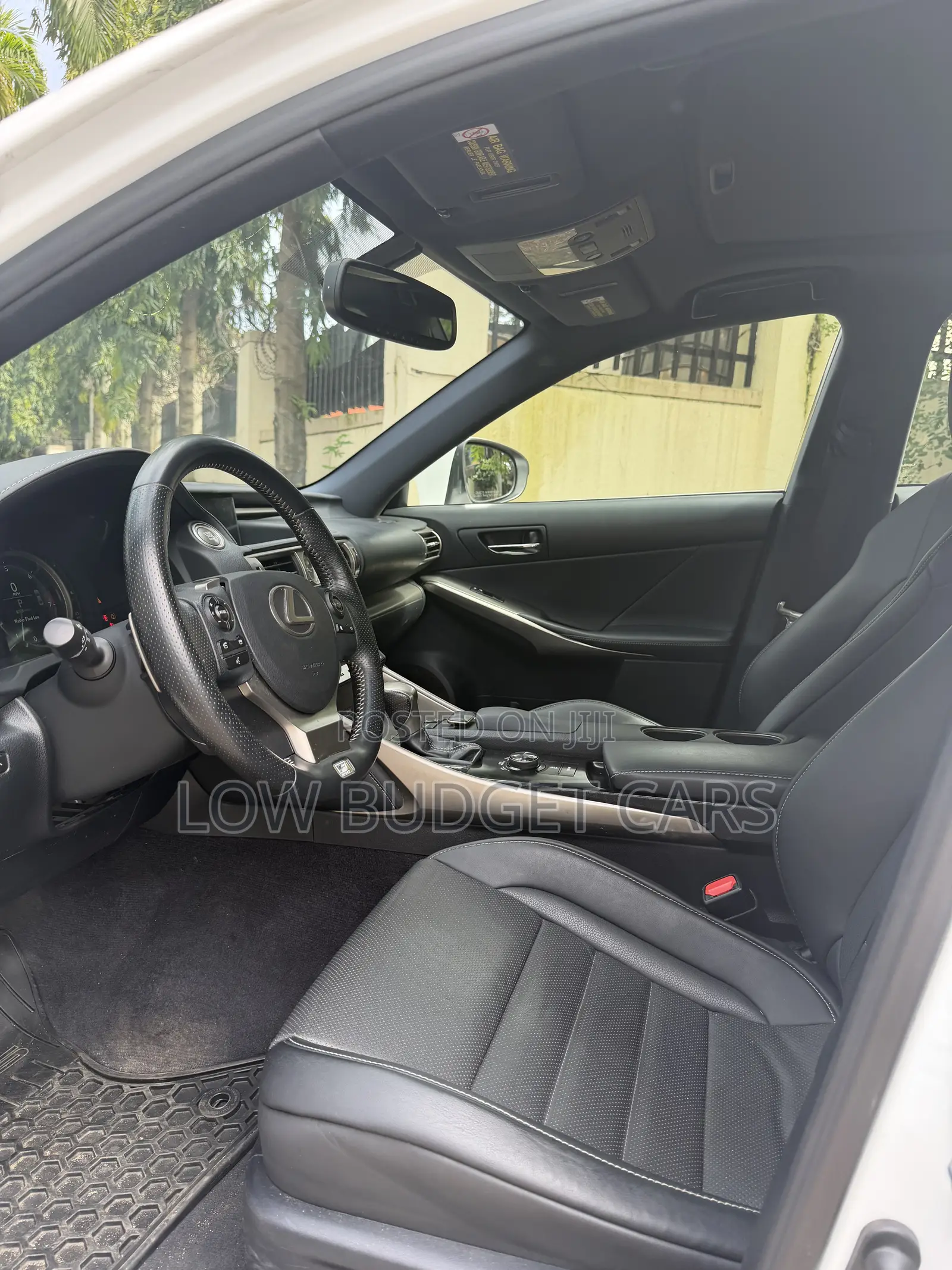 Lexus IS 350 AWD 2016 White