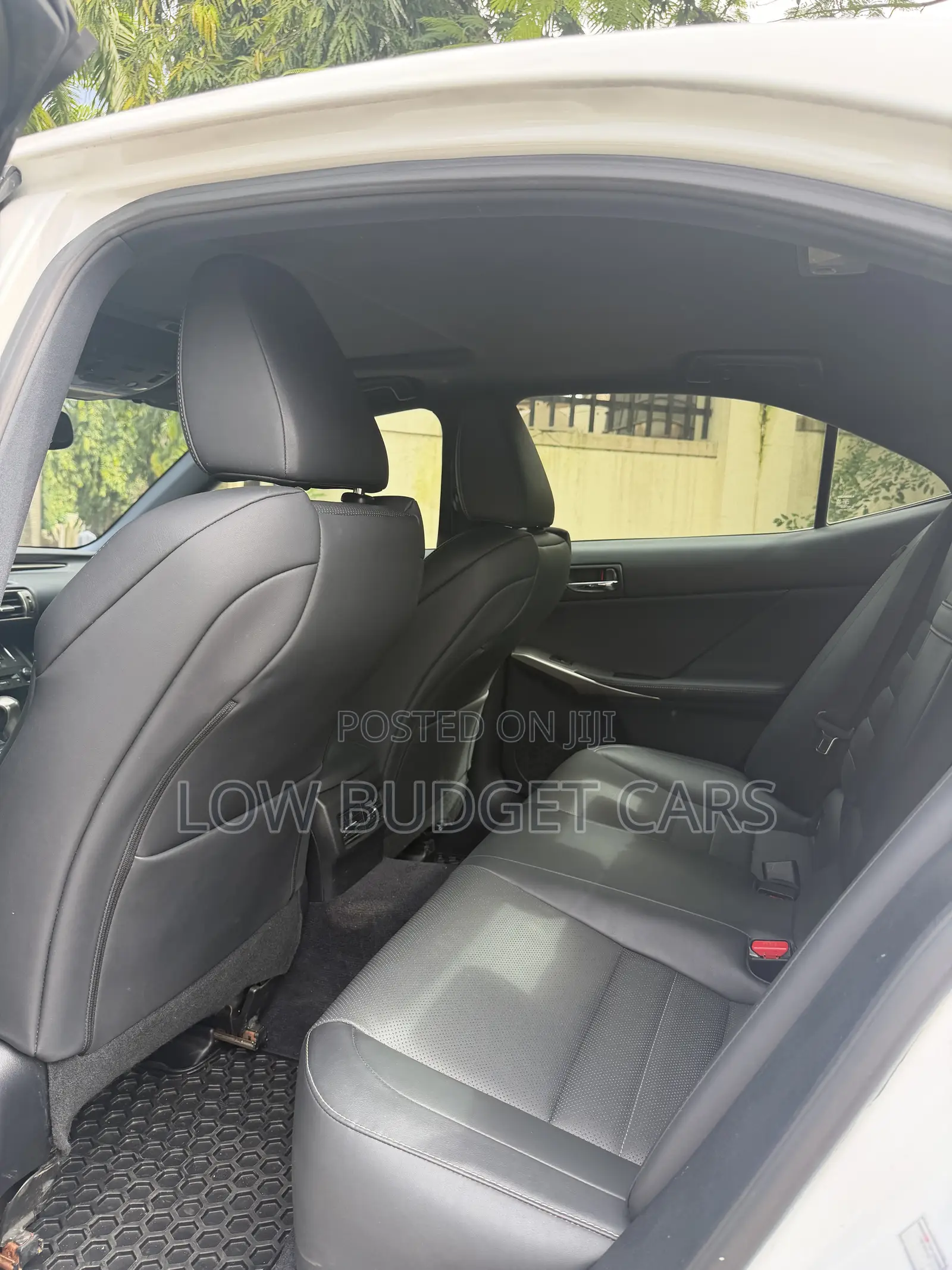 Lexus IS 350 AWD 2016 White