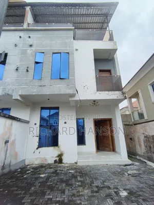 4bdrm Duplex in View Estate, Sangotedo for sale