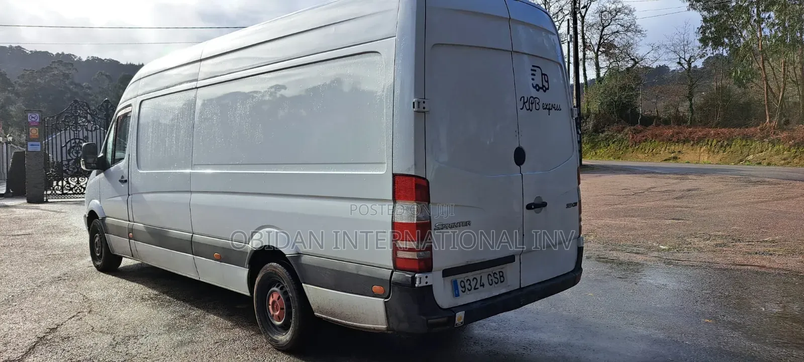 Mercedes-Benz Sprinter 2013 White