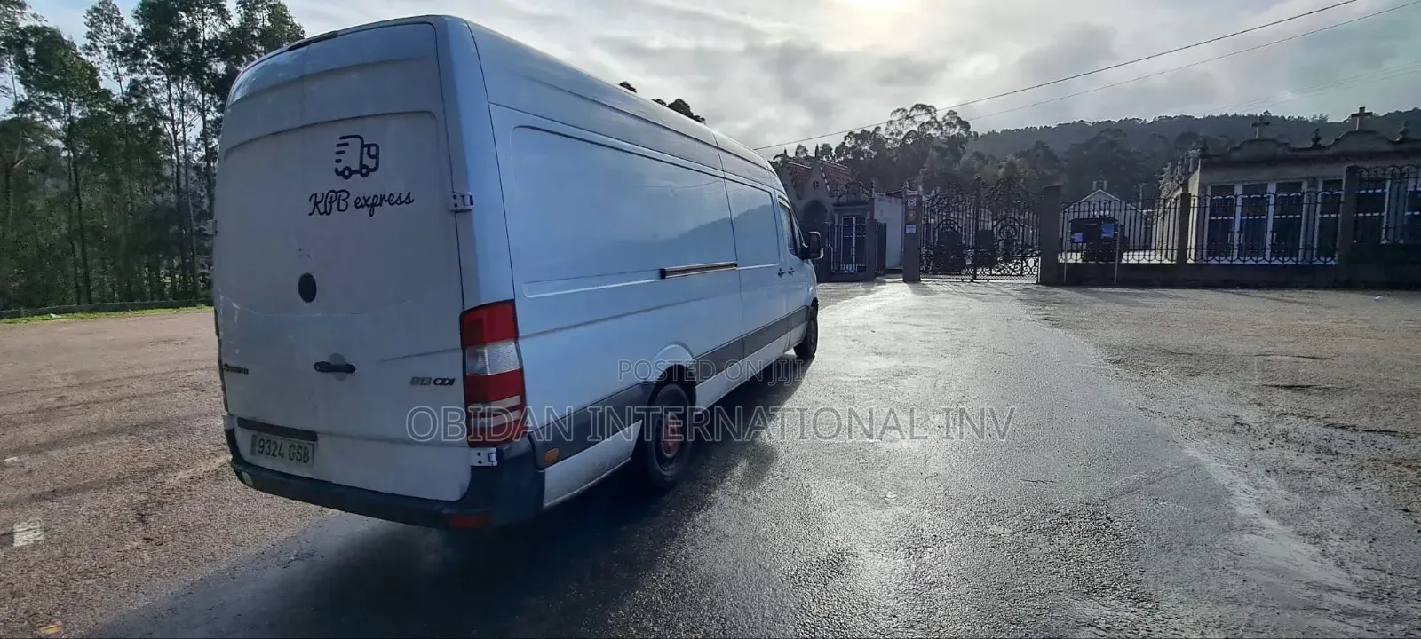 Mercedes-Benz Sprinter 2013 White