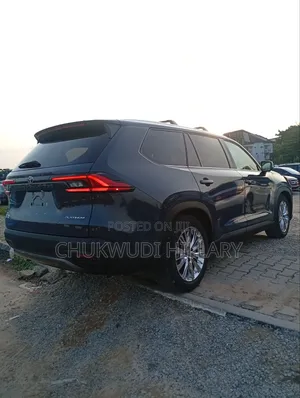 Toyota Highlander 2025