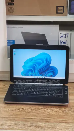 Laptop Dell Latitude E5520 4GB Intel Core i3 HDD 500GB