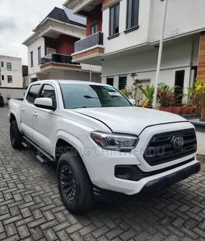 Toyota Tacoma TRD Off Road 2019 White