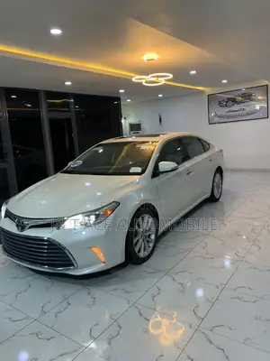 Toyota Avalon 2013 White