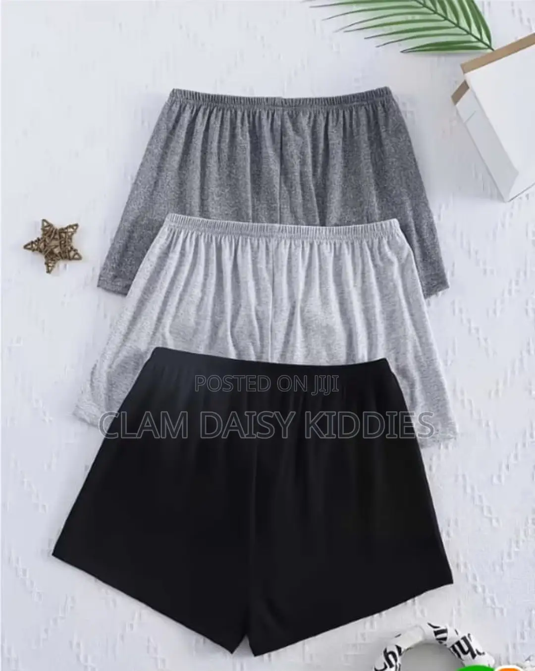 Ladies Short