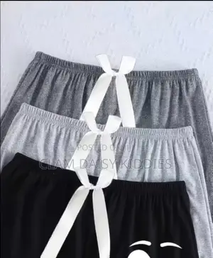 Ladies Short