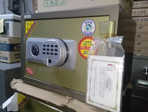 Digital Fireproof Safe / Electronic Security Safe.