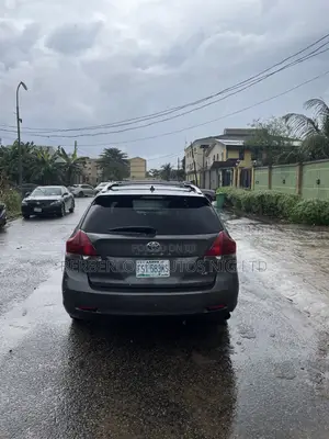 Toyota Venza LE 2012 Gray