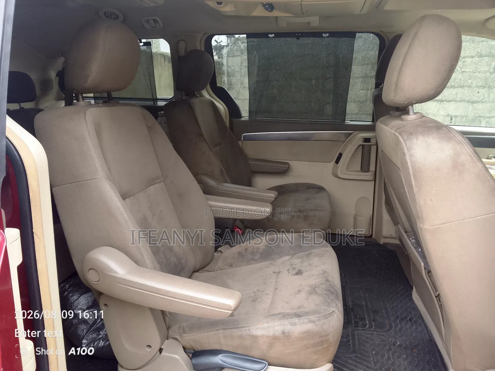 Volkswagen Transporter 2010 Red