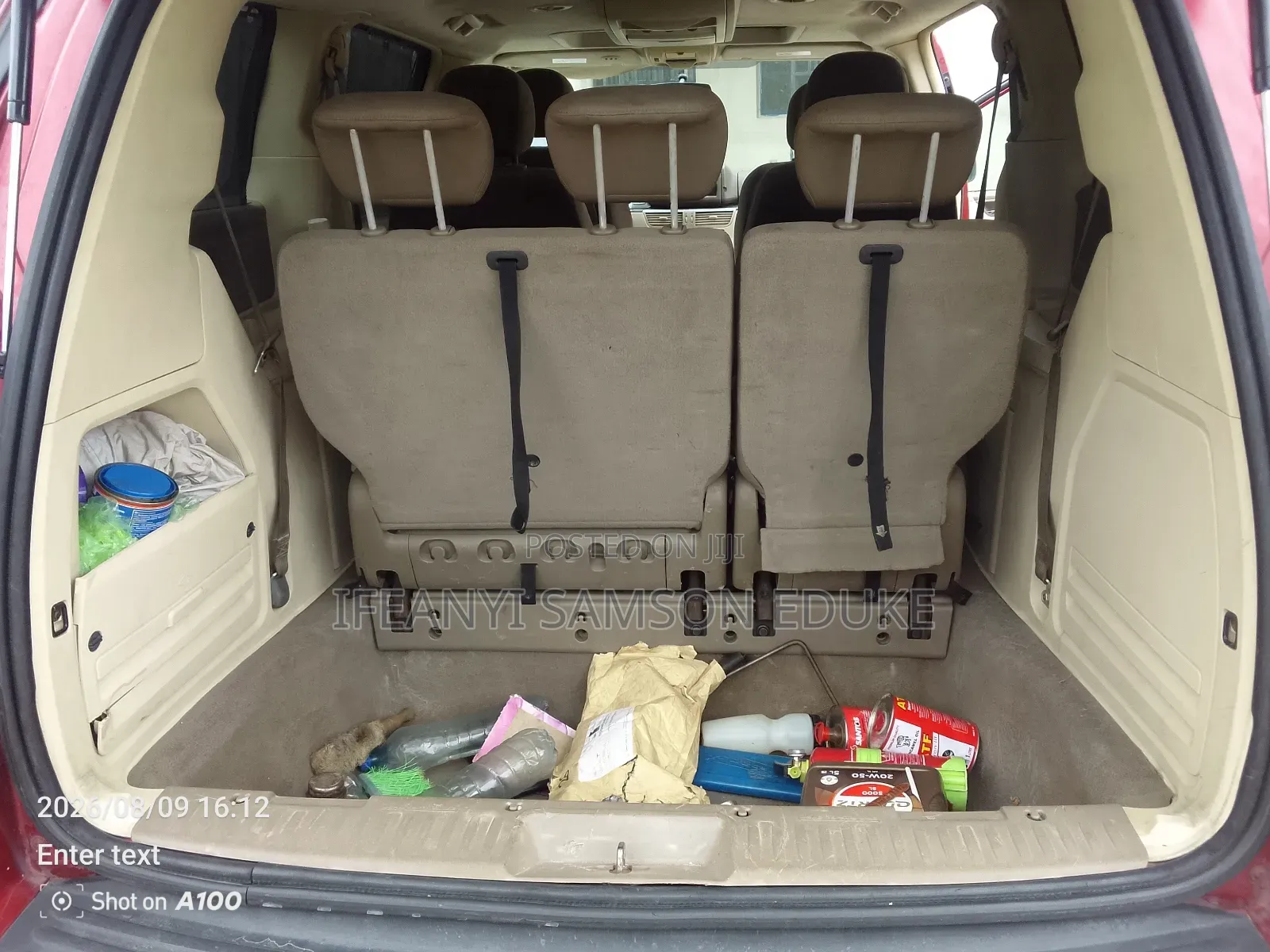 Volkswagen Transporter 2010 Red