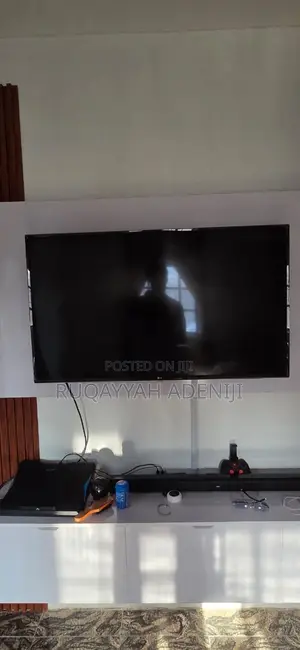 50 Inches LG Smart TV