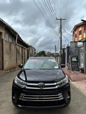 Toyota Highlander Limited Platinum 2019 Black