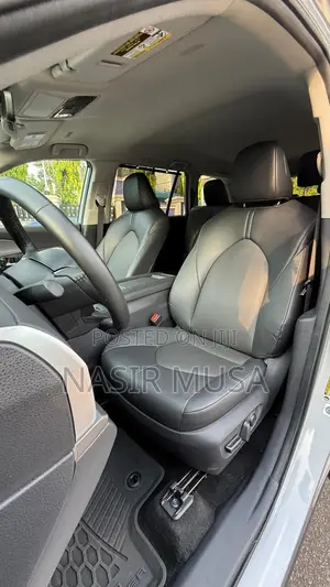 Toyota Highlander XSE FWD 2024 Gray