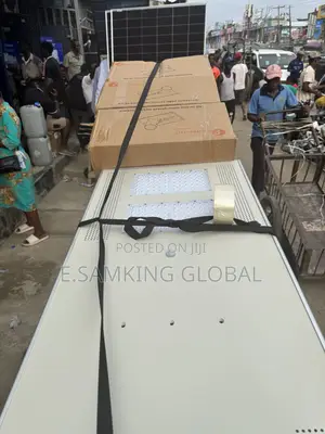 A3 Felicity All in One Solar Light