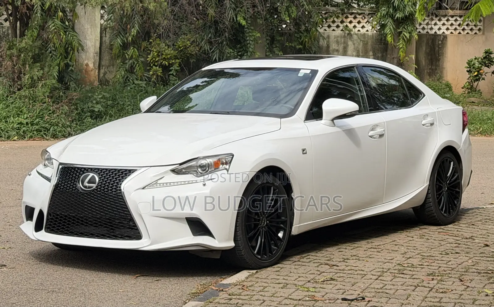 Lexus IS 350 AWD 2016 White