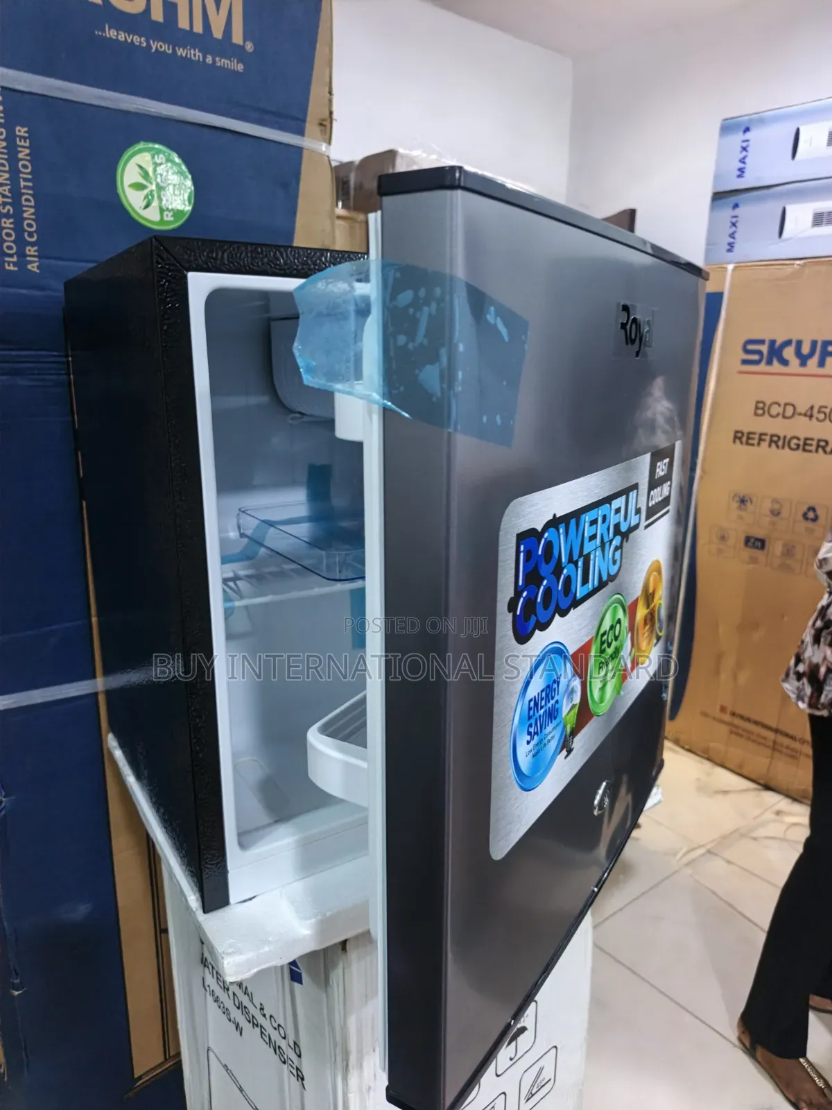 Royal 55L Bedside Refrigerator RREF55BF
