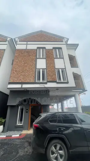 4bdrm Townhouse / Terrace in Victoria Island Extension for rent