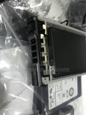 Dell MZ-7LH960C 960GB, 2.5 Inch Internal SSD