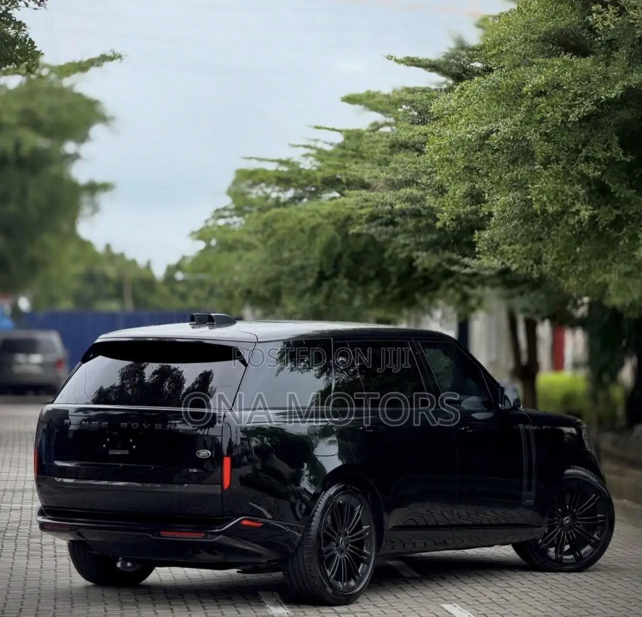 Rover Land 2023 Black