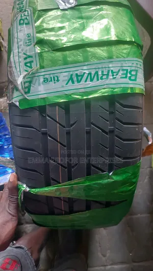 275/45r21 Bearway Tyre