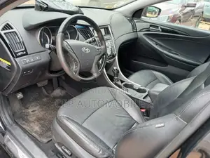 Hyundai Sonata 2011 Black