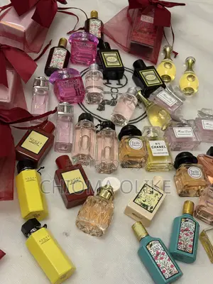 Oma Luxury | Designer Mini Perfumes, Scented Candles More