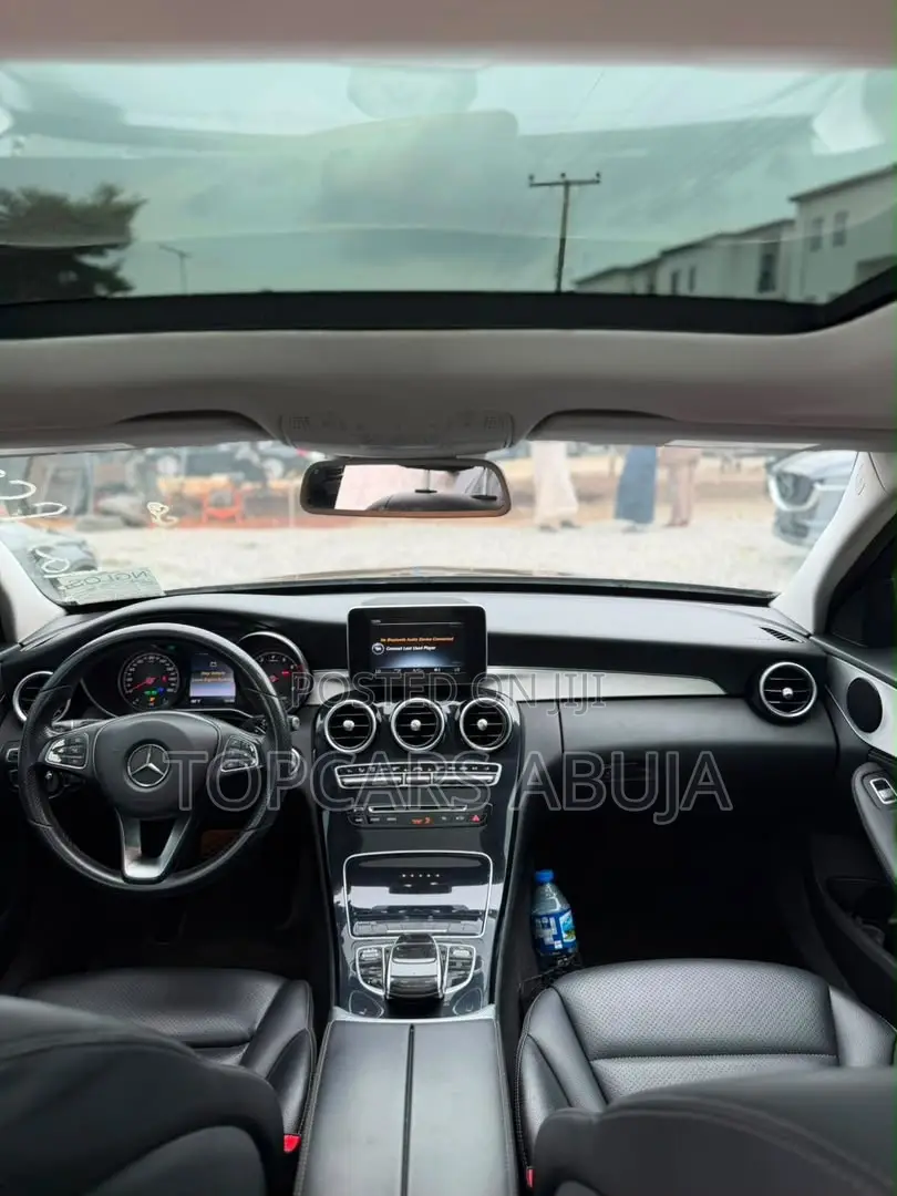 Mercedes-Benz C300 2016 Black
