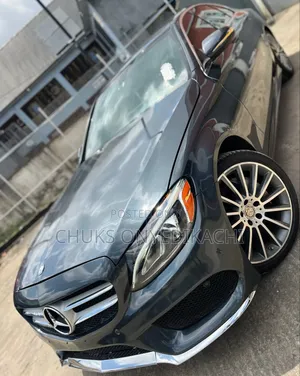 Mercedes-Benz C300 2015 Black
