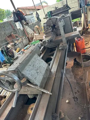 1.5 Meter Lathe Machine