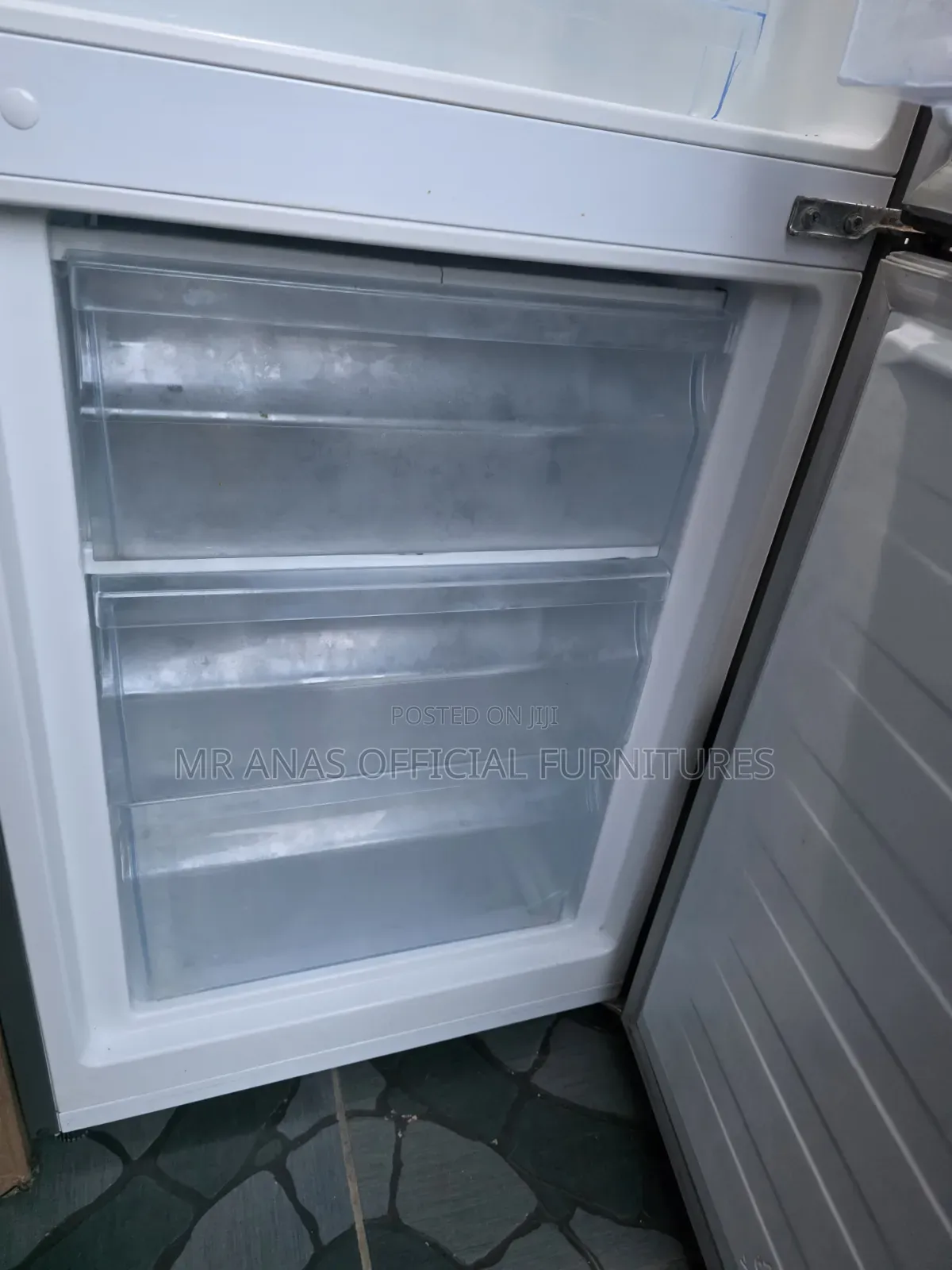 262L Hisense Double Door Fridge With Dispenser