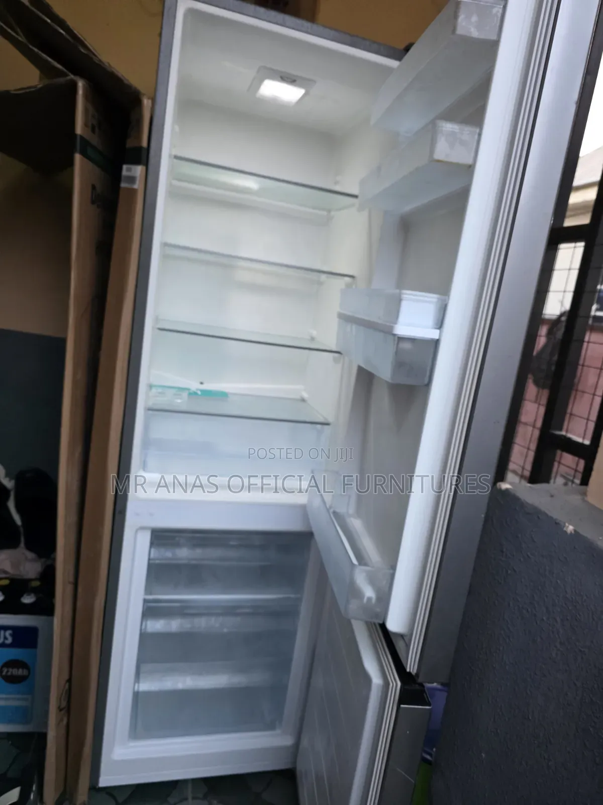 262L Hisense Double Door Fridge With Dispenser